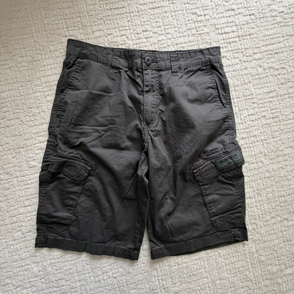 Unionbay Cargo Shorts Gray 32 Cotton Stretch Casual Outdoor Pockets Utility
